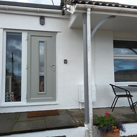 Contemporary One Bed Studio. Sea Views And Parking Westward Ho! (Devon) Exterior foto