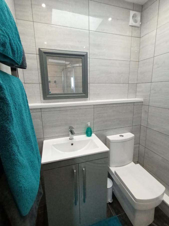 Contemporary One Bed Studio. Sea Views And Parking Westward Ho! (Devon) Exterior foto